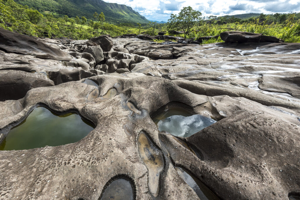 fantastico-vale-da-lua-em-alto-paraiso-goias-ecoturismo-natureza