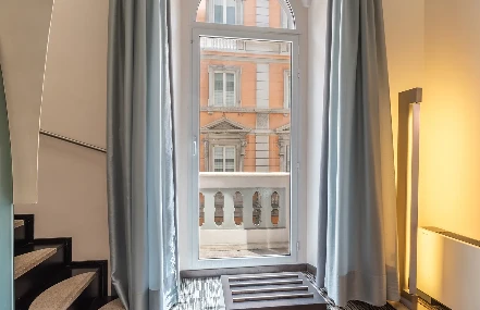 Hotel Universo com bom custo-benefício em sua viagem para Roma.