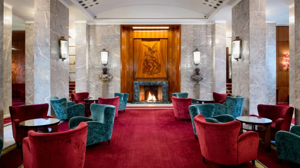 Bettoja Hotel Mediterrâneo em estilo art déco para sua viagem para Roma.